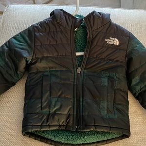 Toddler boys size 2 Northface winter coat